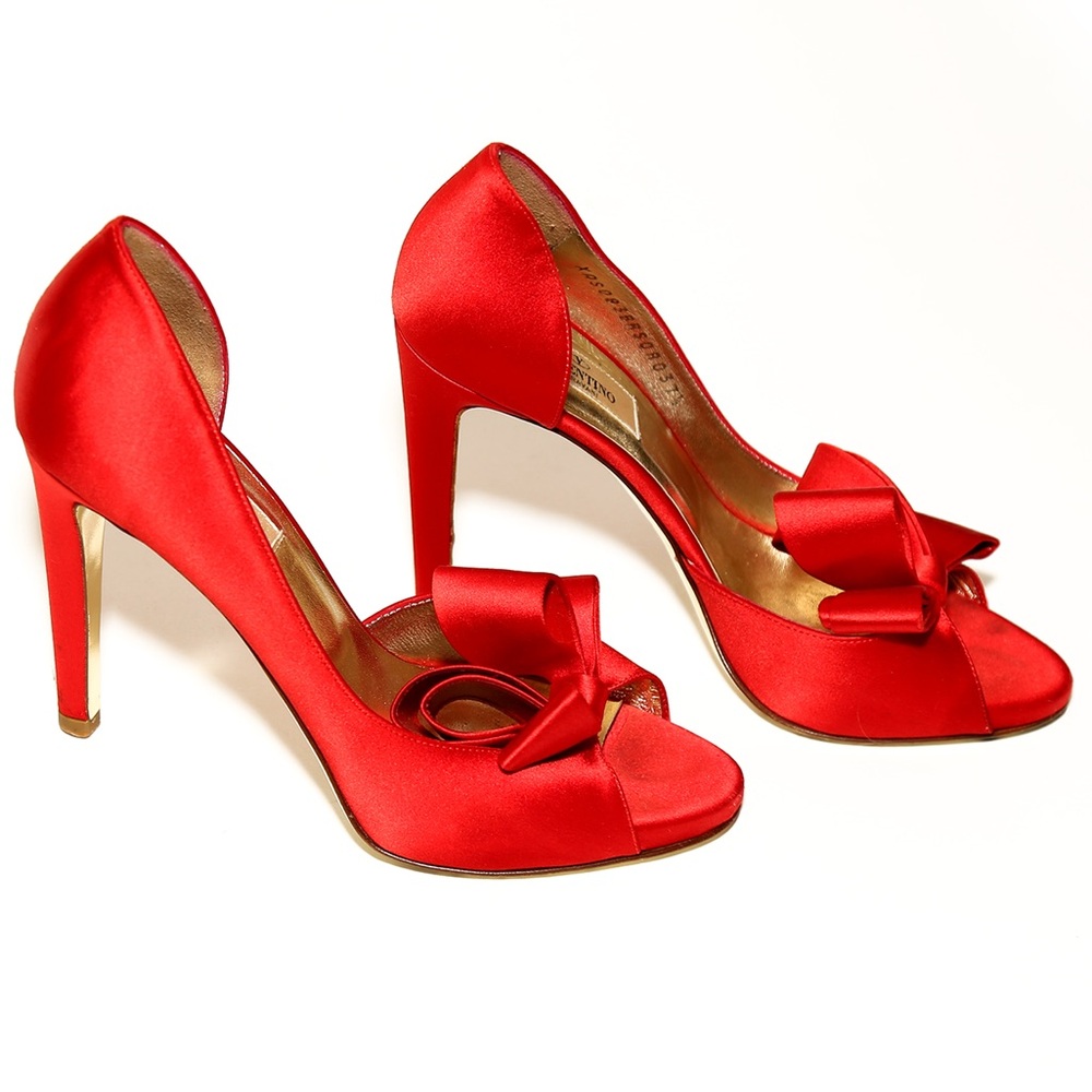 Valentino Garavani Satin Bow Accents Pumps Size 37 1/2